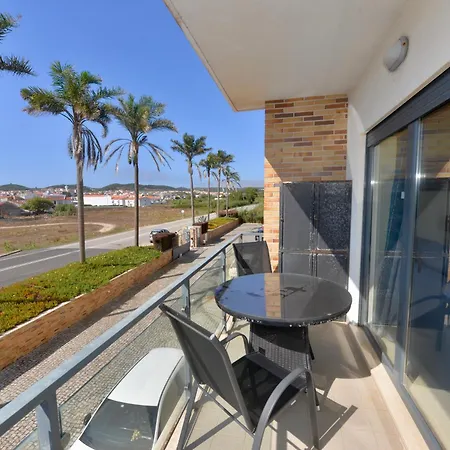 Pebble - 1 Bedroom Sleeps 5 With Pool & Tennis Court *