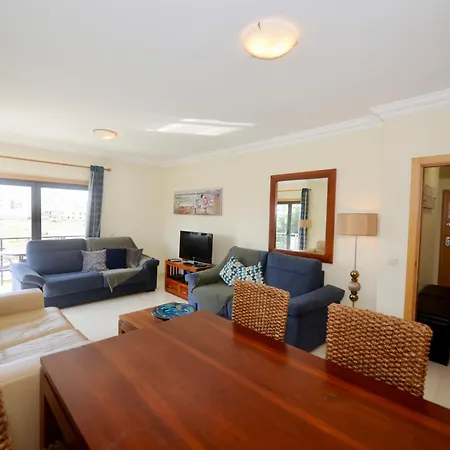 Pebble - 1 Bedroom Sleeps 5 With Pool & Tennis Court Sao Martinho do Porto