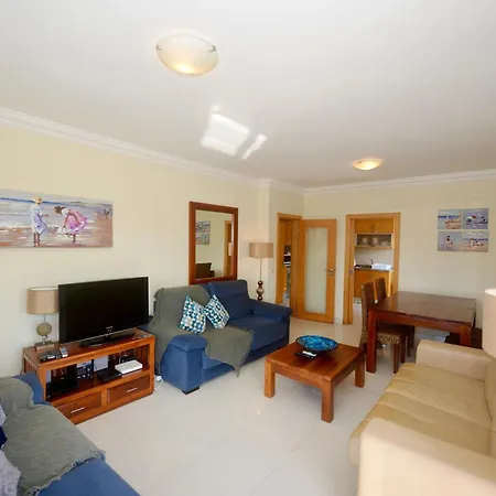 Apartment Pebble - 1 Bedroom Sleeps 5 With Pool & Tennis Court