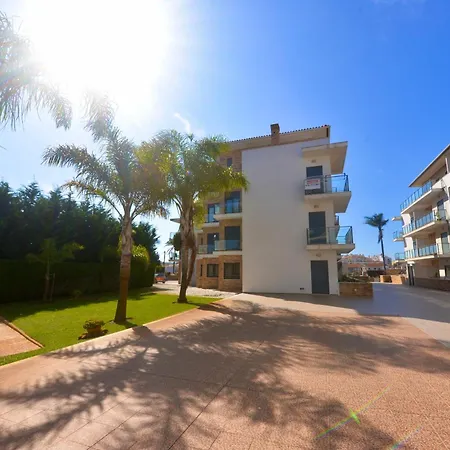 Apartment Pebble - 1 Bedroom Sleeps 5 With Pool & Tennis Court *