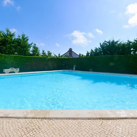 Pebble - 1 Bedroom Sleeps 5 With Pool & Tennis Court Apartment Sao Martinho do Porto