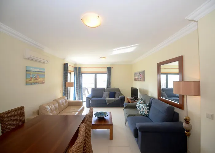 Pebble - 1 Bedroom Sleeps 5 With Pool & Tennis Court